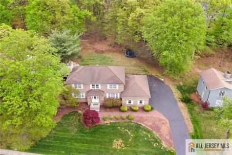 12 Woodgate Drive South Brunswick NJ 08852