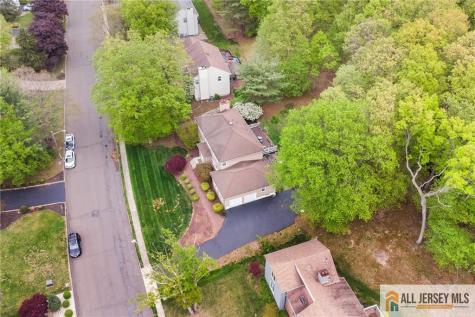 12 Woodgate Drive South Brunswick NJ 08852