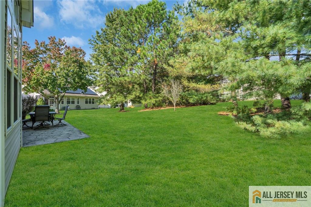 17 Fountain View Drive Barnegat NJ 08005