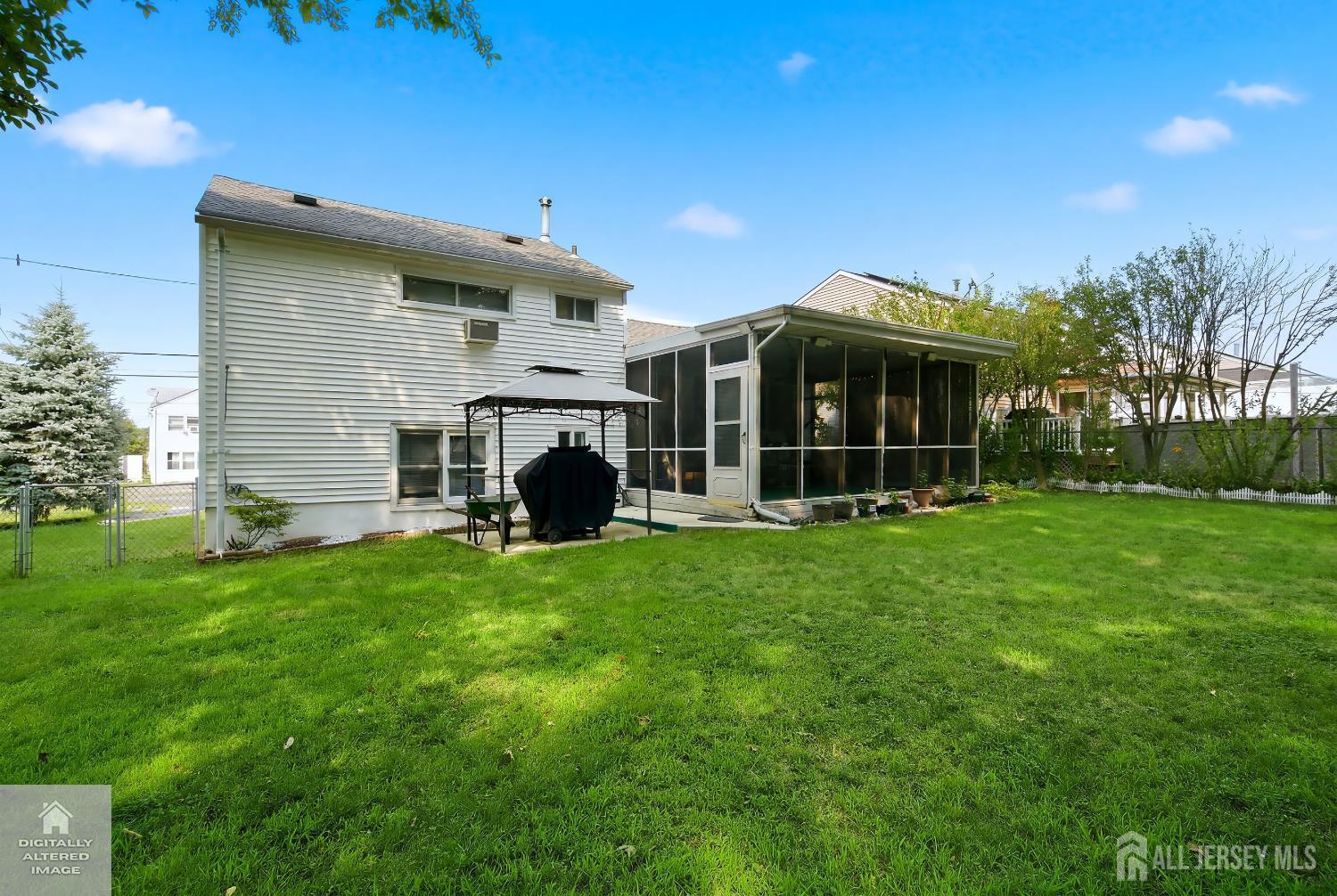 51 Haven Terrace Sayreville NJ 08859