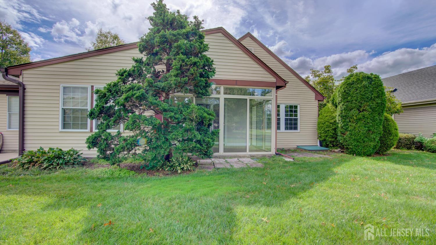 4 Martin Van Buren Drive Monroe NJ 08831