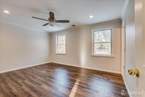 83 Sagamore Avenue Edison NJ 08820