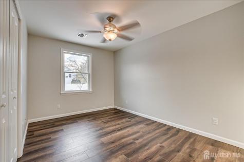 83 Sagamore Avenue Edison NJ 08820