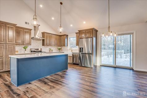 83 Sagamore Avenue Edison NJ 08820