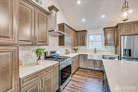 83 Sagamore Avenue Edison NJ 08820