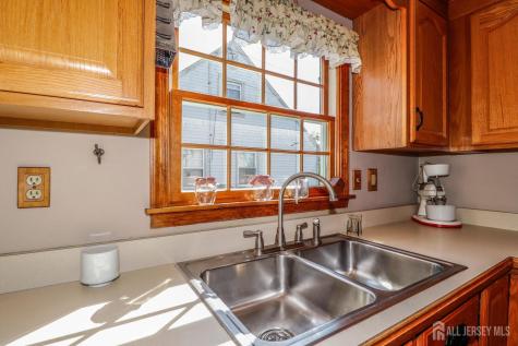 26 W Cliff Road Colonia NJ 07067