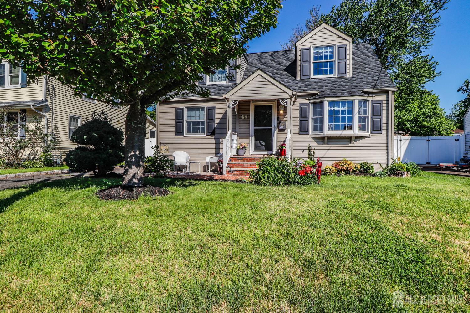 26 W Cliff Road Colonia NJ 07067