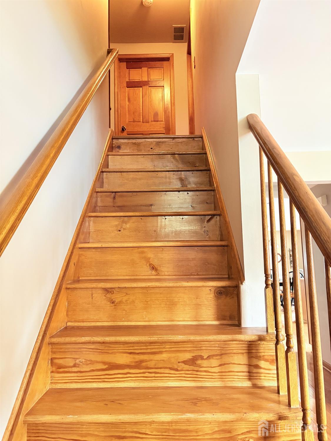 26 W Cliff Road Colonia NJ 07067