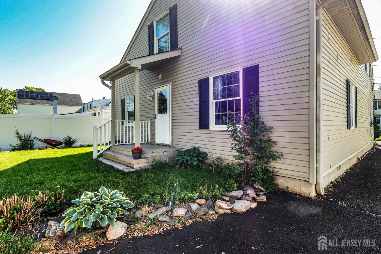 26 W Cliff Road Colonia NJ 07067