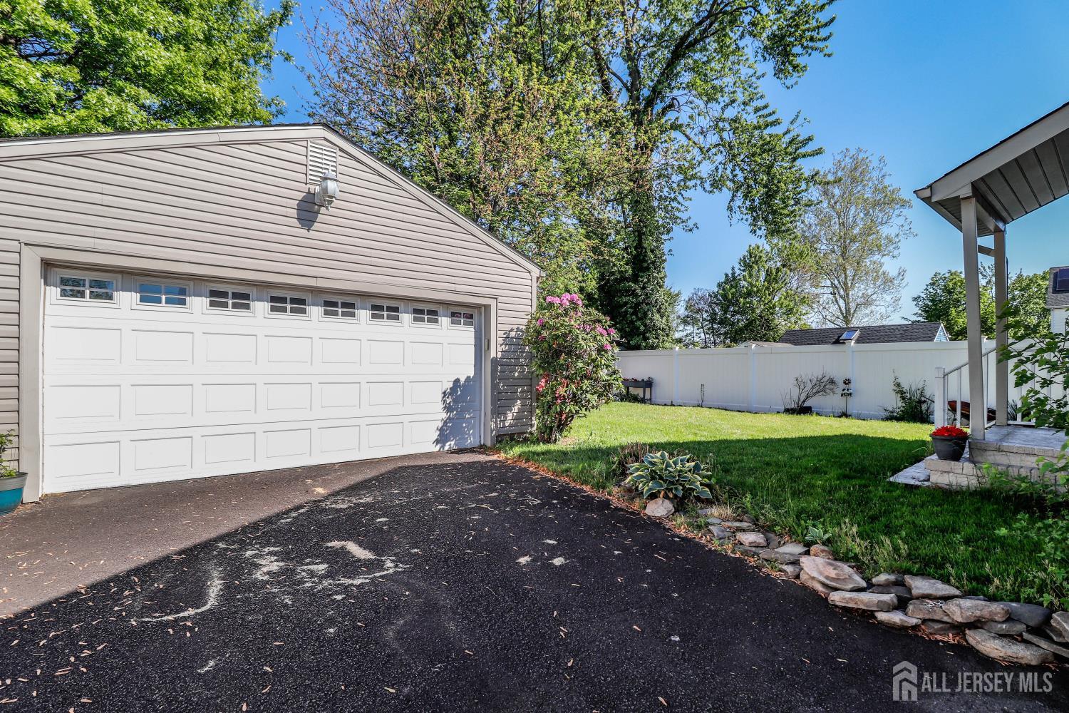 26 W Cliff Road Colonia NJ 07067