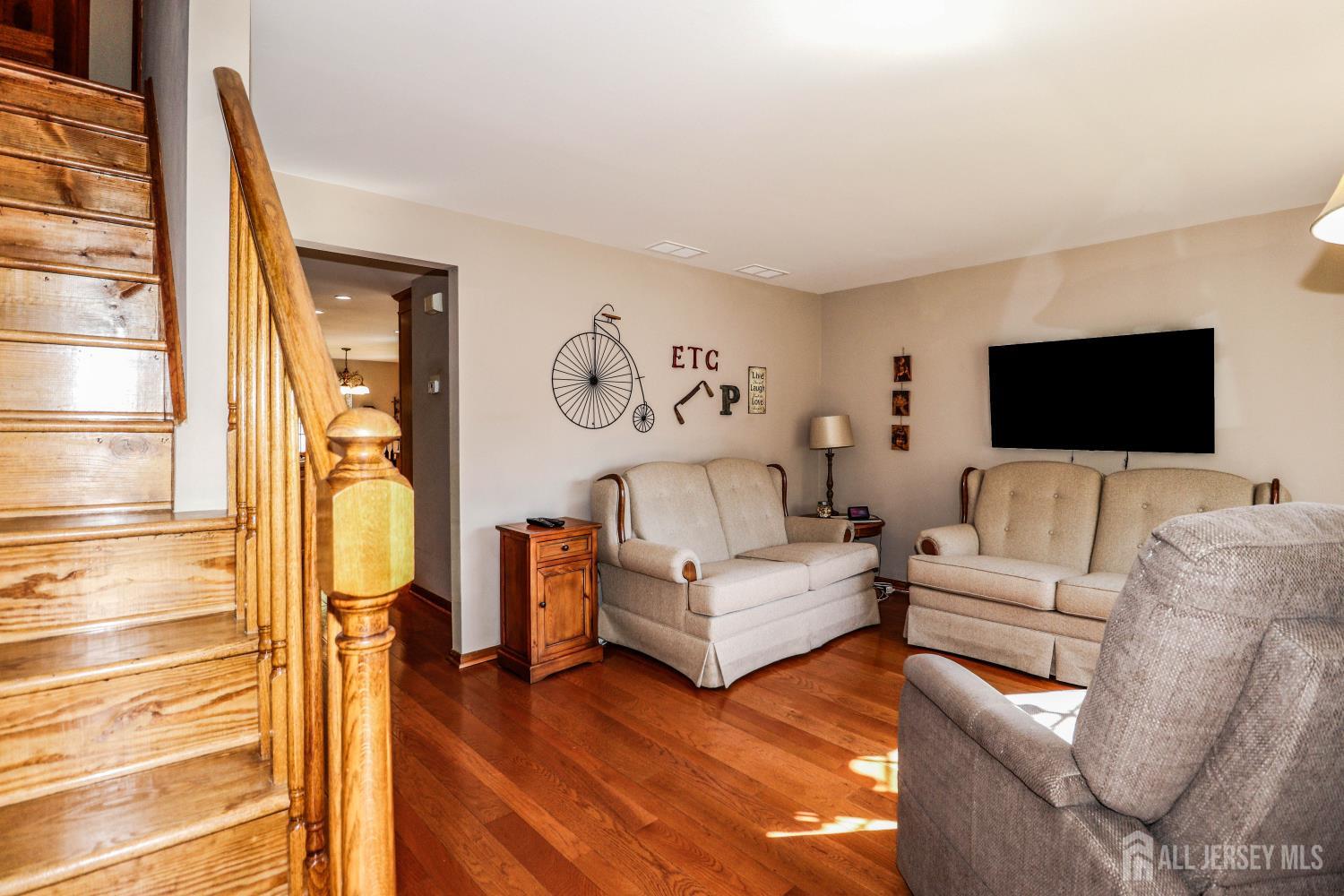 26 W Cliff Road Colonia NJ 07067
