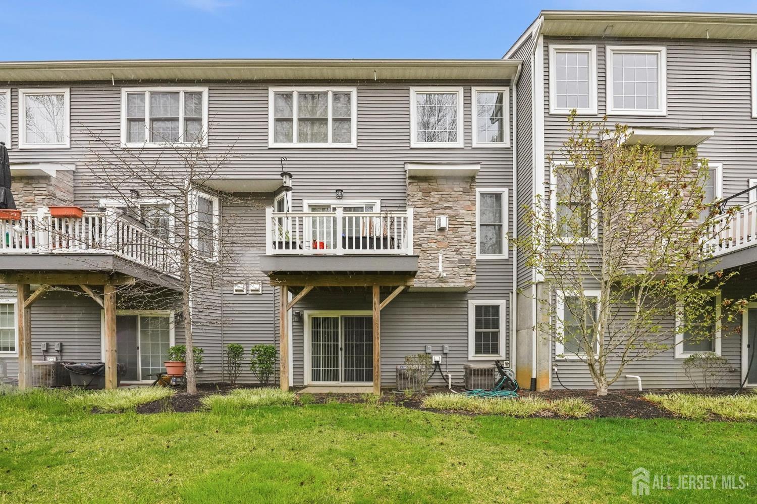3 Horan Court Old Bridge NJ 08857