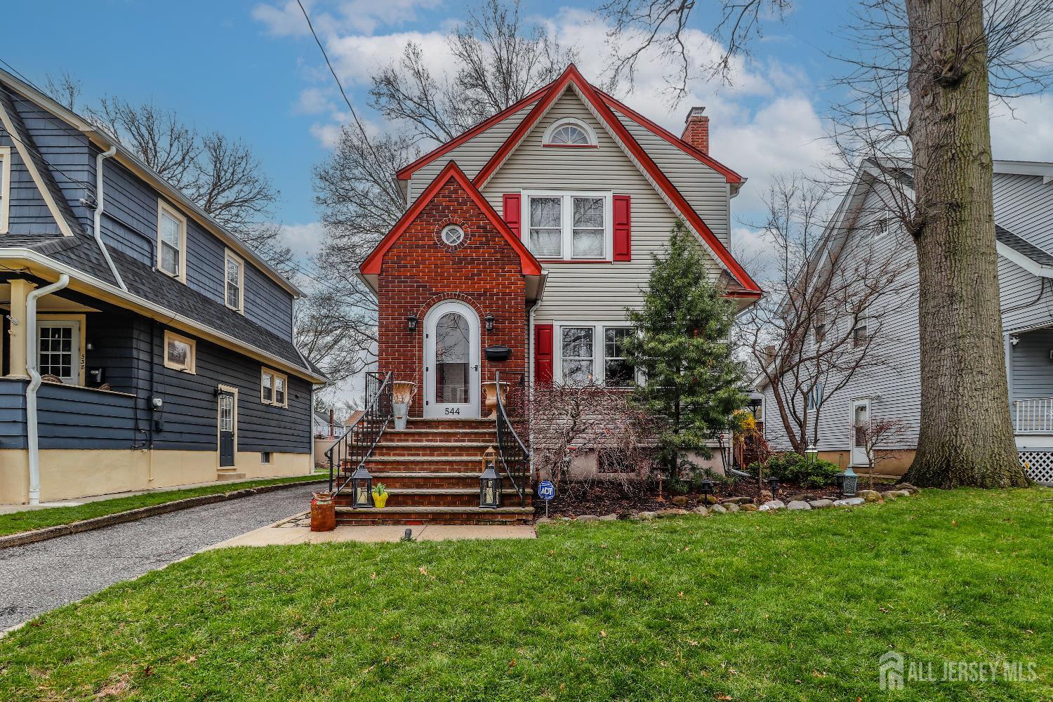 544 W Meadow Avenue W Rahway NJ 07065