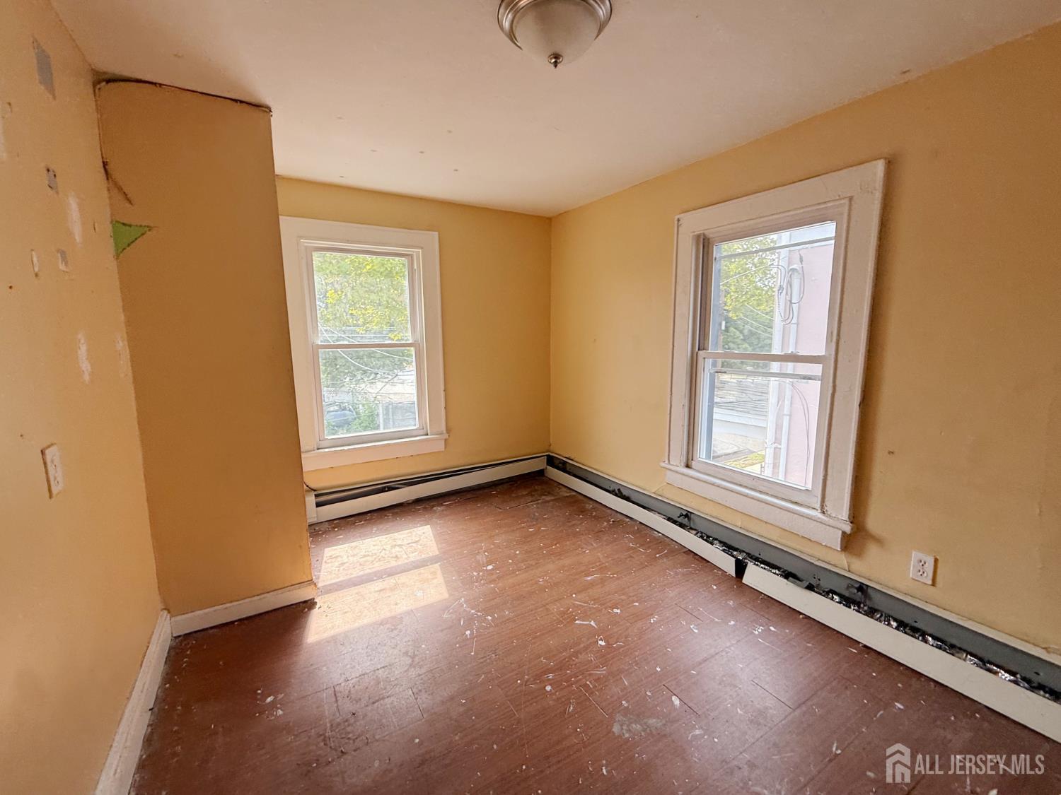493 Miller Street Perth Amboy NJ 08861