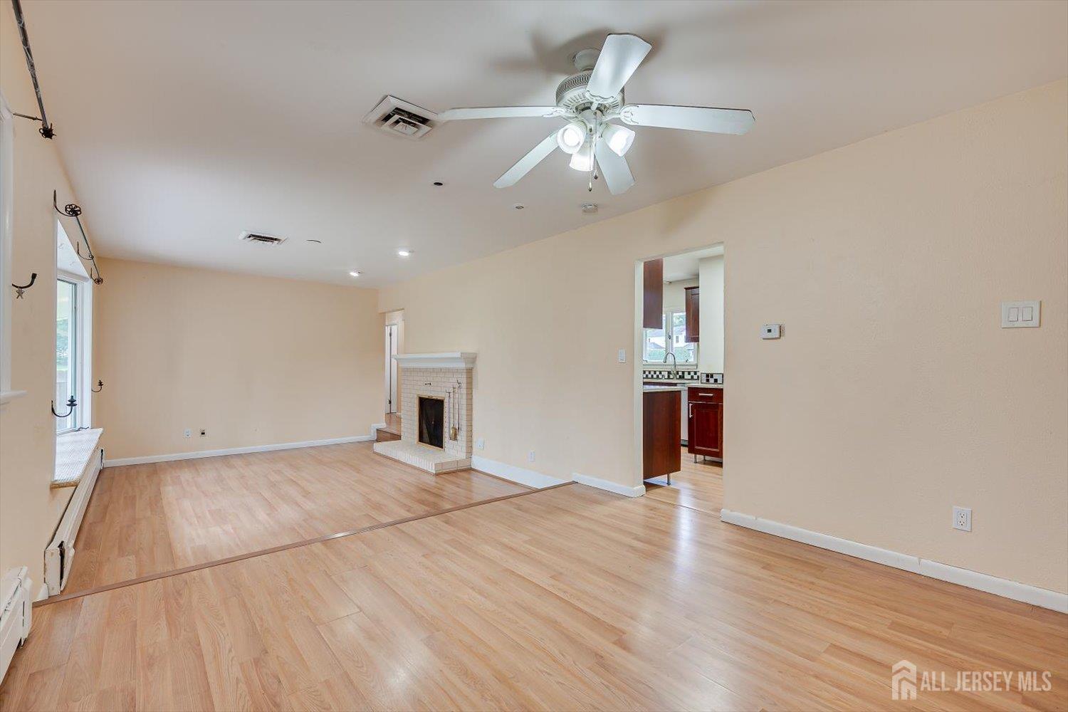 93 Conover Road West Windsor NJ 08550