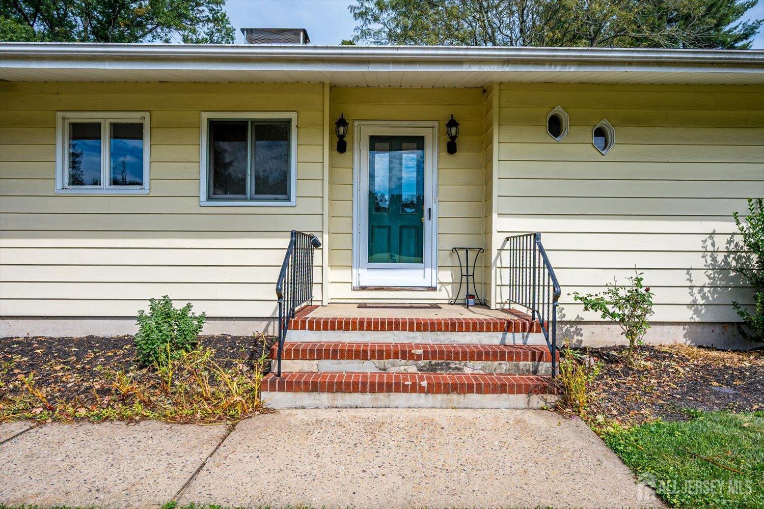 93 Conover Road West Windsor NJ 08550