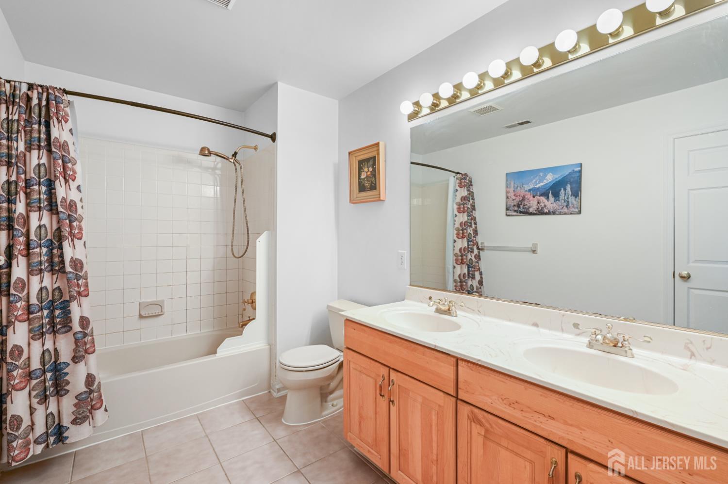 36 Yardley Manor Drive Old Bridge NJ 07747