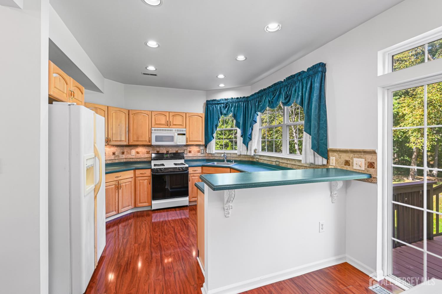36 Yardley Manor Drive Old Bridge NJ 07747