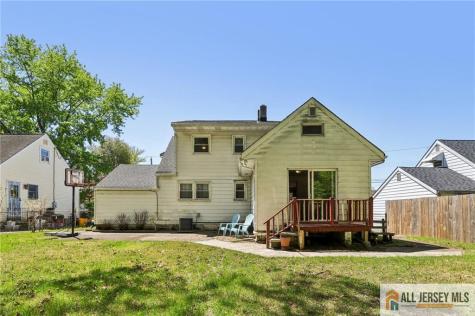 61 Wickom Avenue Hamilton NJ 08690