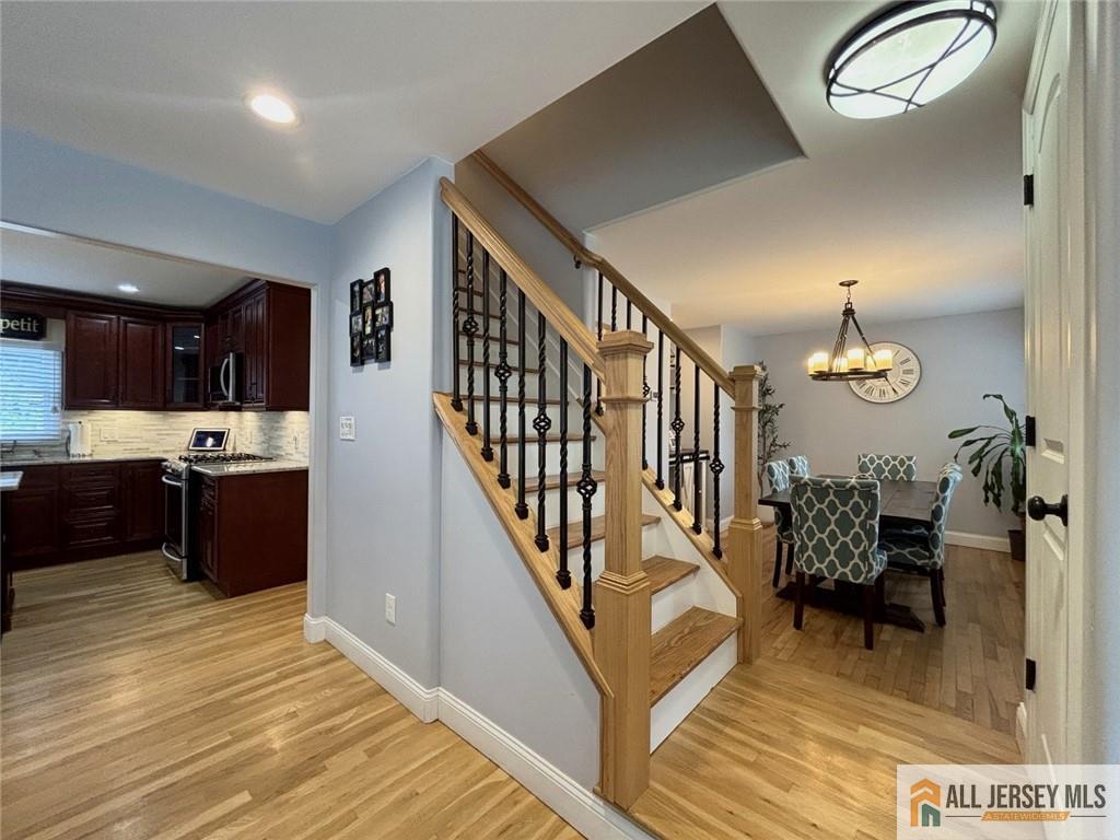 8 Tanglewood Lane Colonia NJ 07067