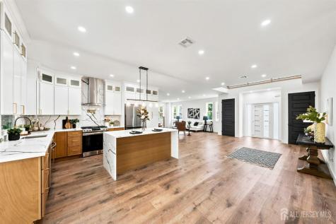 3 Tyne Court South Brunswick NJ 08824