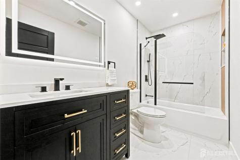 3 Tyne Court South Brunswick NJ 08824