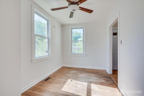 285 Durham Avenue Metuchen NJ 08840