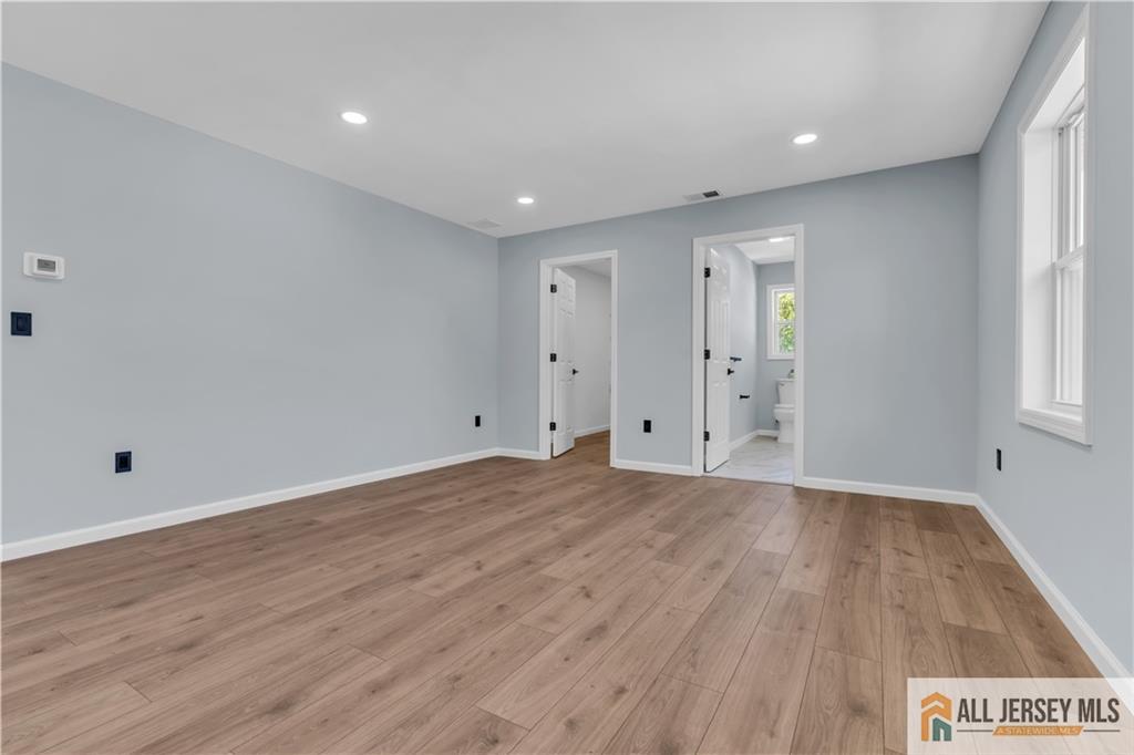77 Elm Street Spotswood NJ 08884