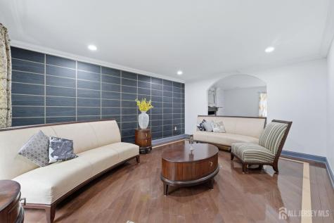 3945 Park Avenue Edison NJ 08820