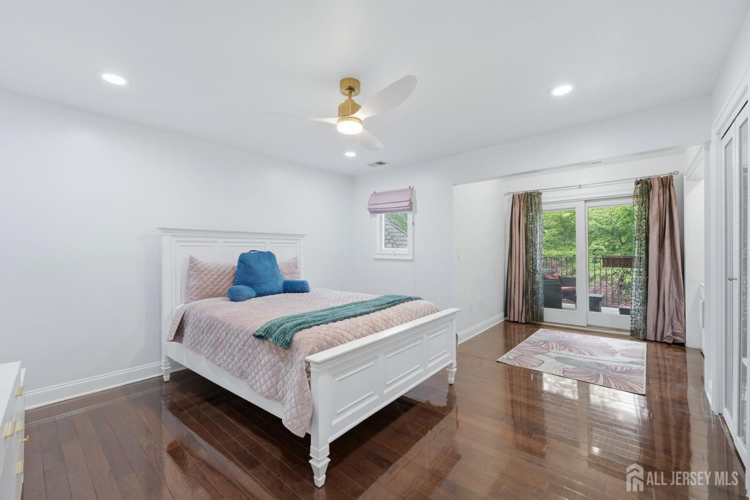 3945 Park Avenue Edison NJ 08820
