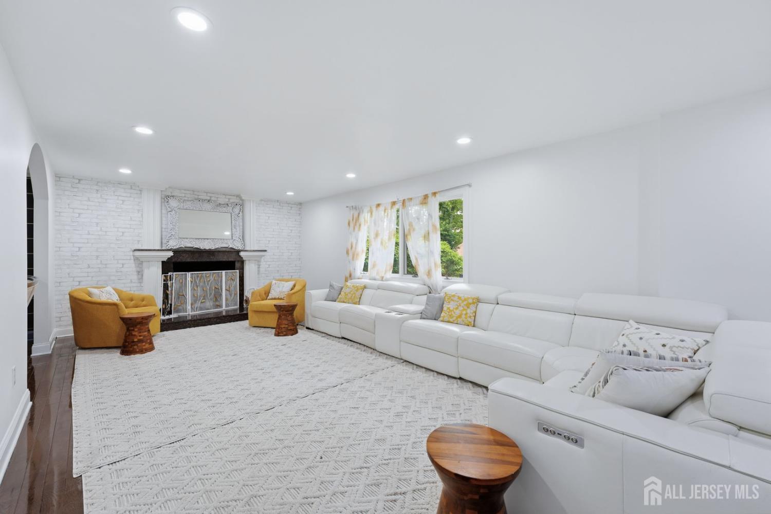 3945 Park Avenue Edison NJ 08820