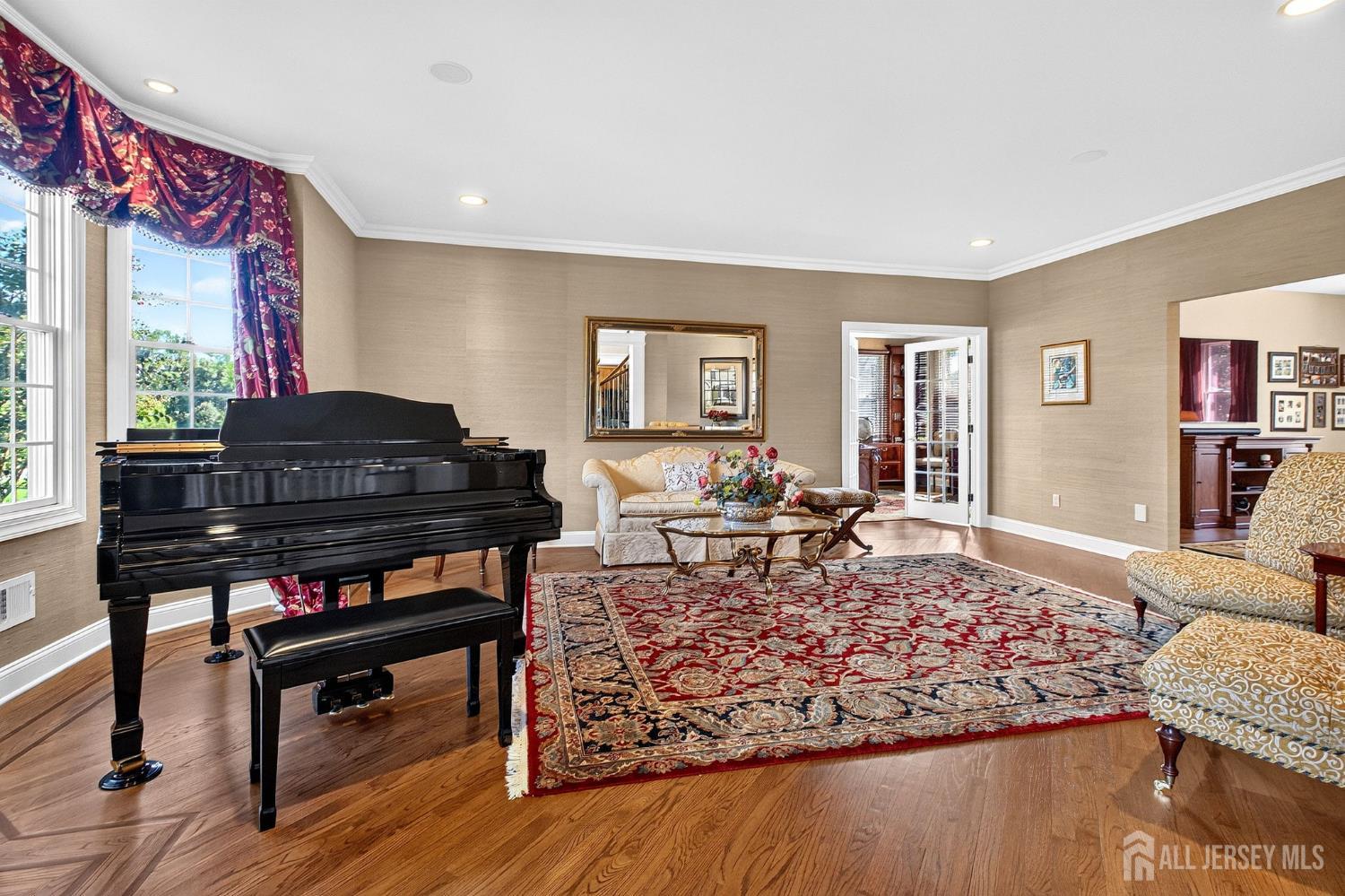 10 Maacka Drive Holmdel NJ 07733