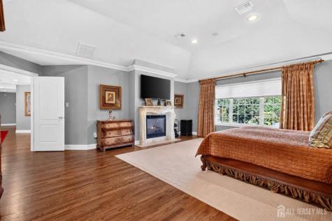 10 Maacka Drive Holmdel NJ 07733