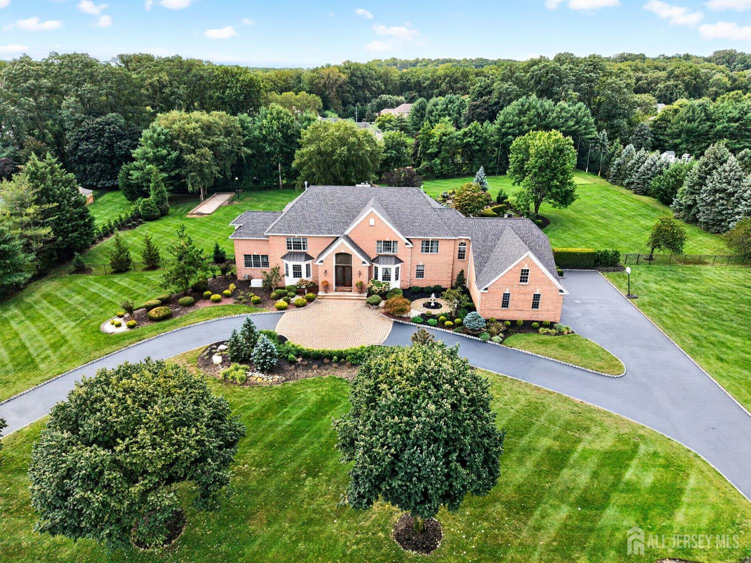 10 Maacka Drive Holmdel NJ 07733