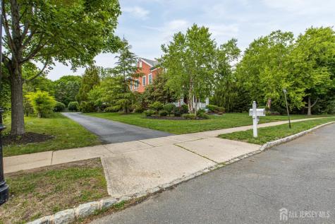 32 Liedtke Drive Cranbury NJ 08512
