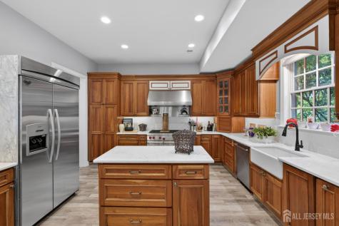 32 Liedtke Drive Cranbury NJ 08512