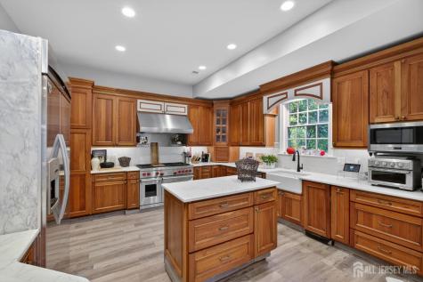 32 Liedtke Drive Cranbury NJ 08512