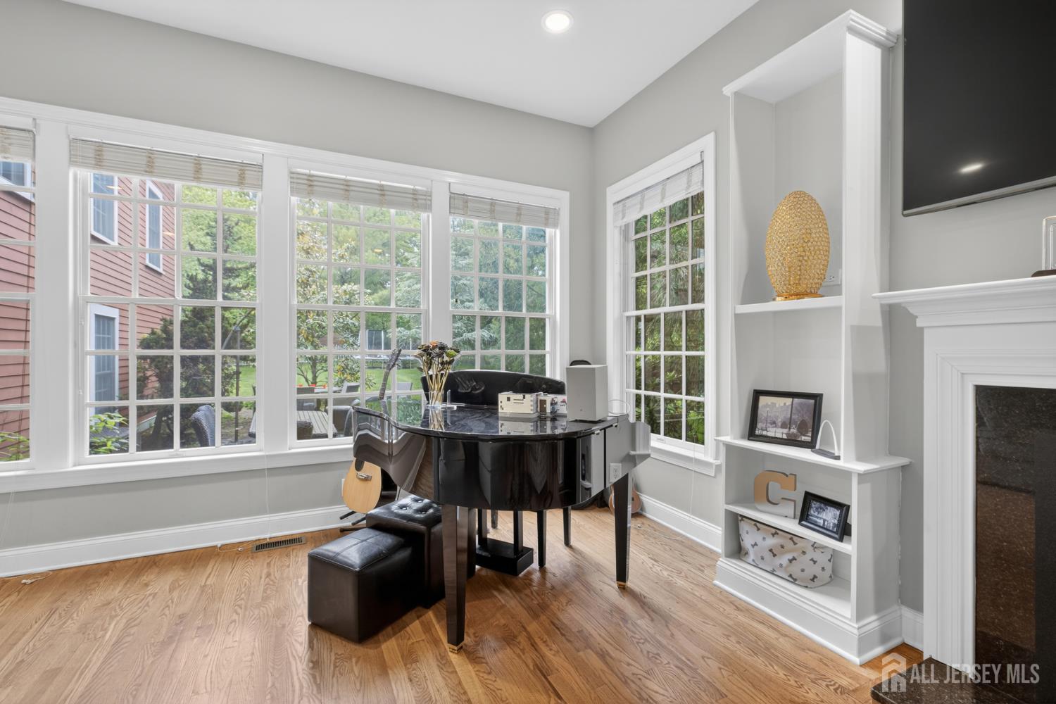 32 Liedtke Drive Cranbury NJ 08512