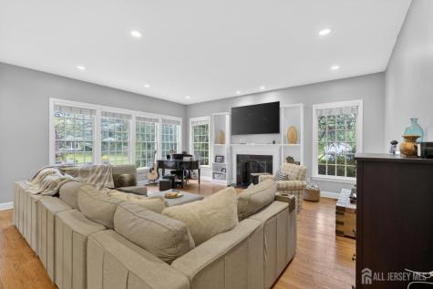 32 Liedtke Drive Cranbury NJ 08512