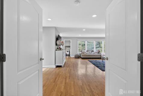 32 Liedtke Drive Cranbury NJ 08512