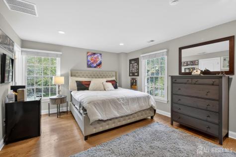 32 Liedtke Drive Cranbury NJ 08512