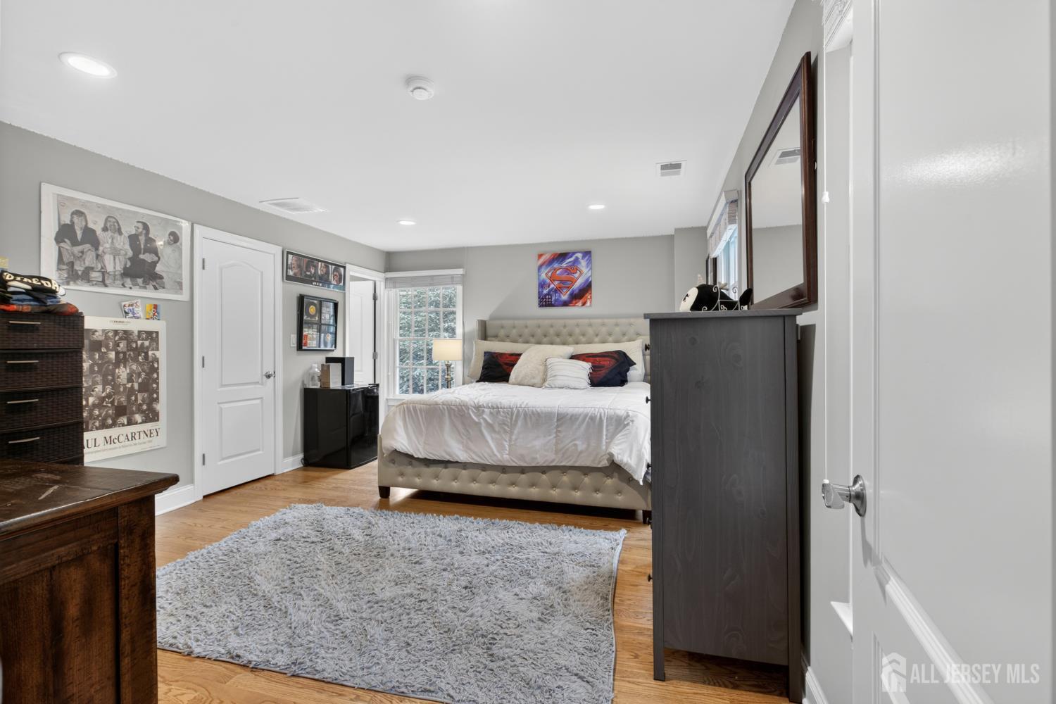 32 Liedtke Drive Cranbury NJ 08512