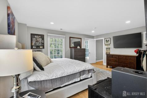 32 Liedtke Drive Cranbury NJ 08512
