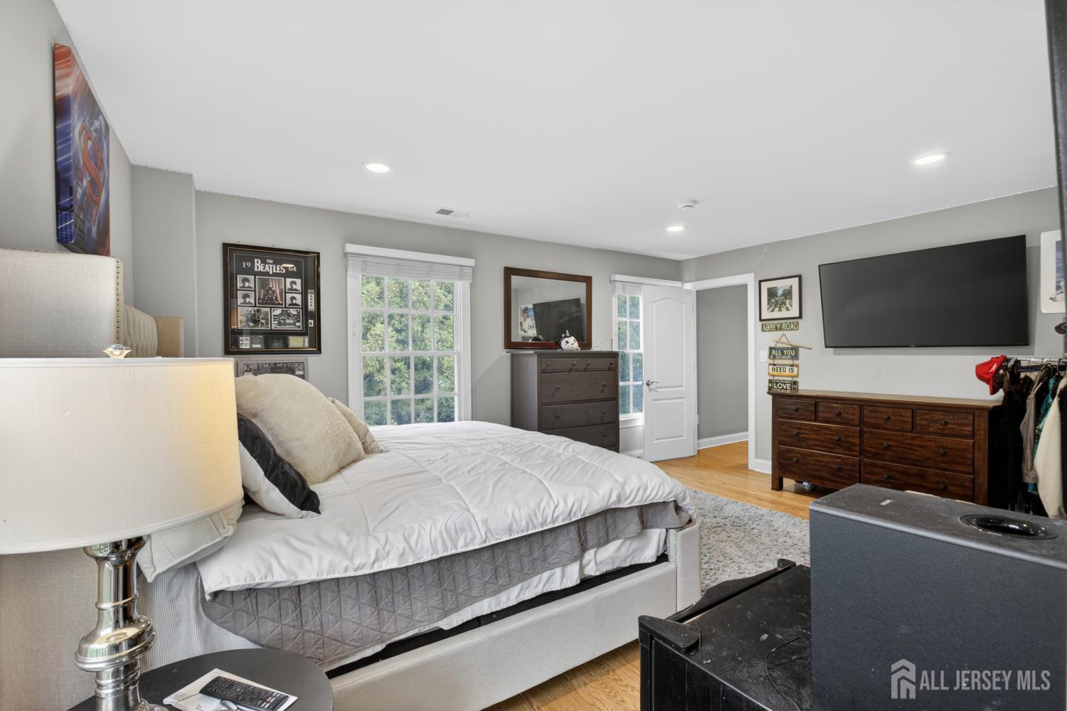 32 Liedtke Drive Cranbury NJ 08512