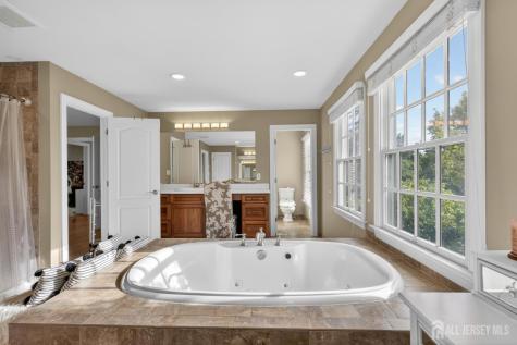 32 Liedtke Drive Cranbury NJ 08512