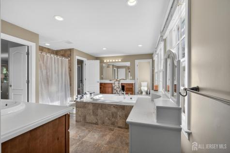 32 Liedtke Drive Cranbury NJ 08512