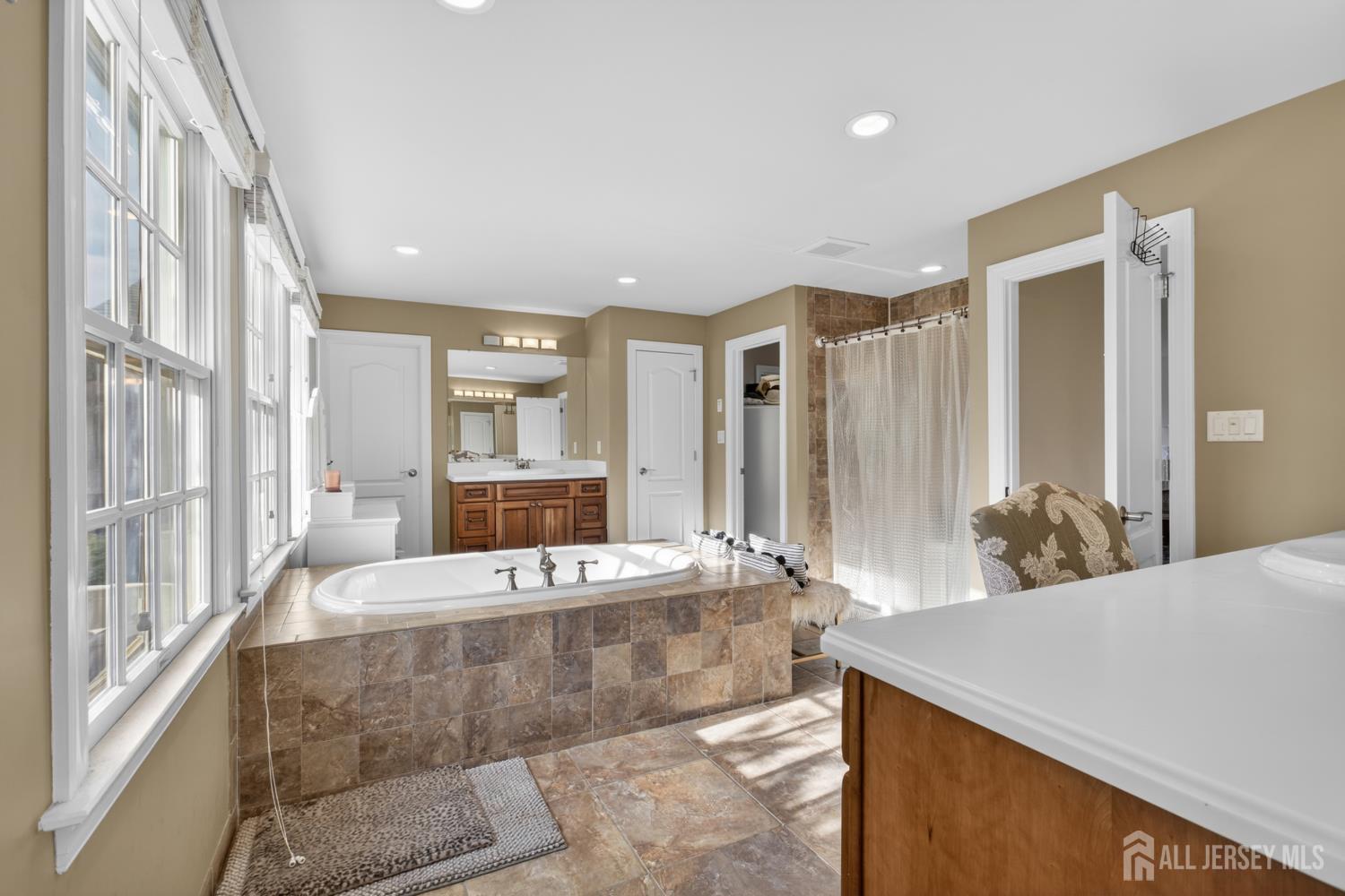 32 Liedtke Drive Cranbury NJ 08512