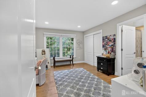 32 Liedtke Drive Cranbury NJ 08512