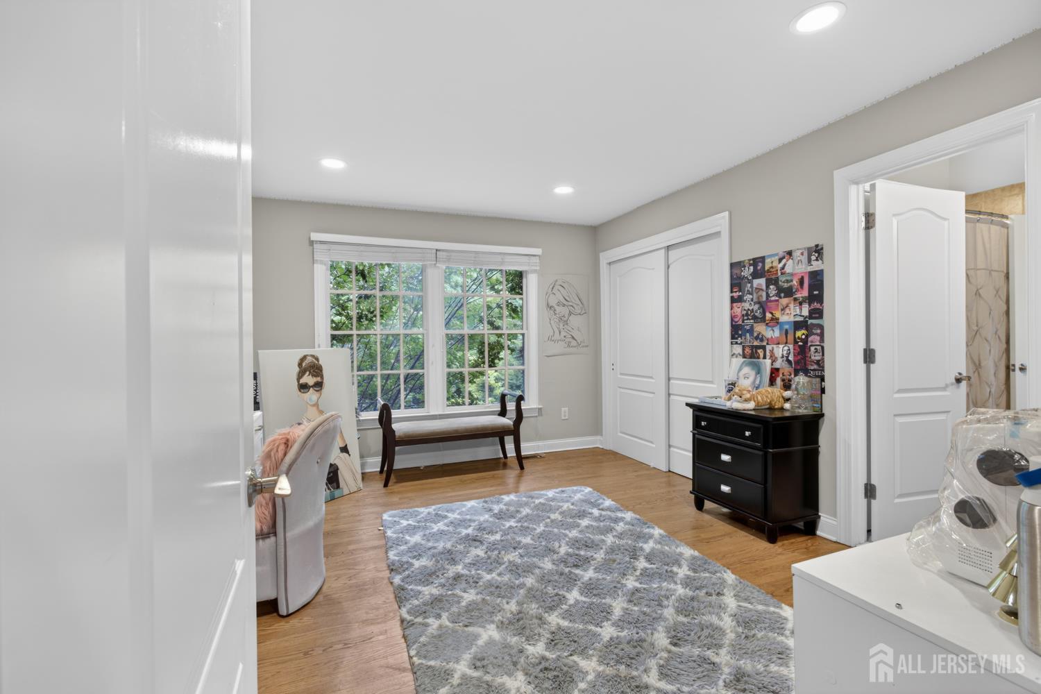 32 Liedtke Drive Cranbury NJ 08512