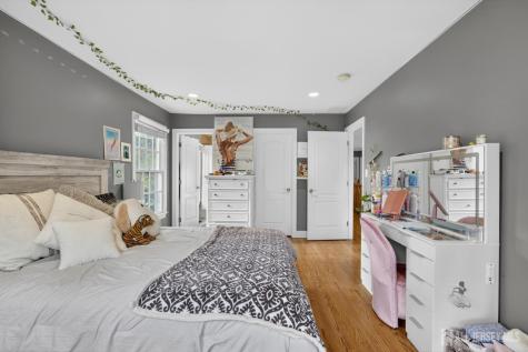 32 Liedtke Drive Cranbury NJ 08512